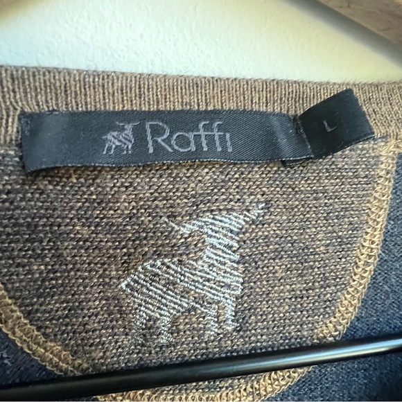 Raffi Reversible Vanise Henley Venley sweater Shirt Brownstone/Clay Elbow Patch - Picture 5 of 16